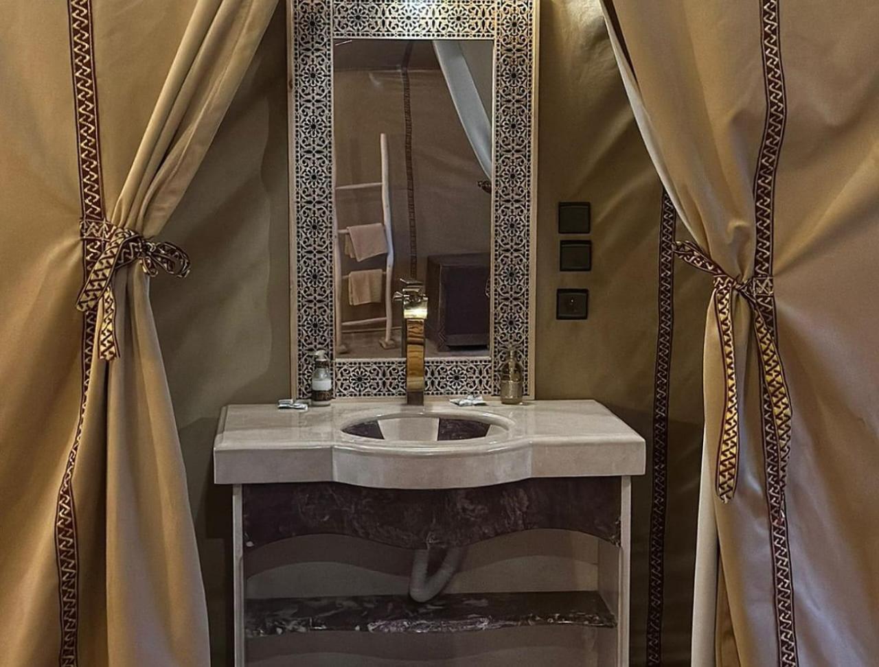 Unique Sahara Camp Hotel Мерцуга Екстериор снимка